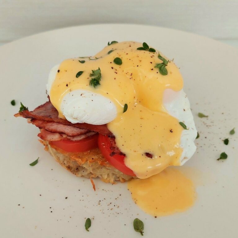 Eggs Benedict With Bacon The Ultimate Weekend Brunch